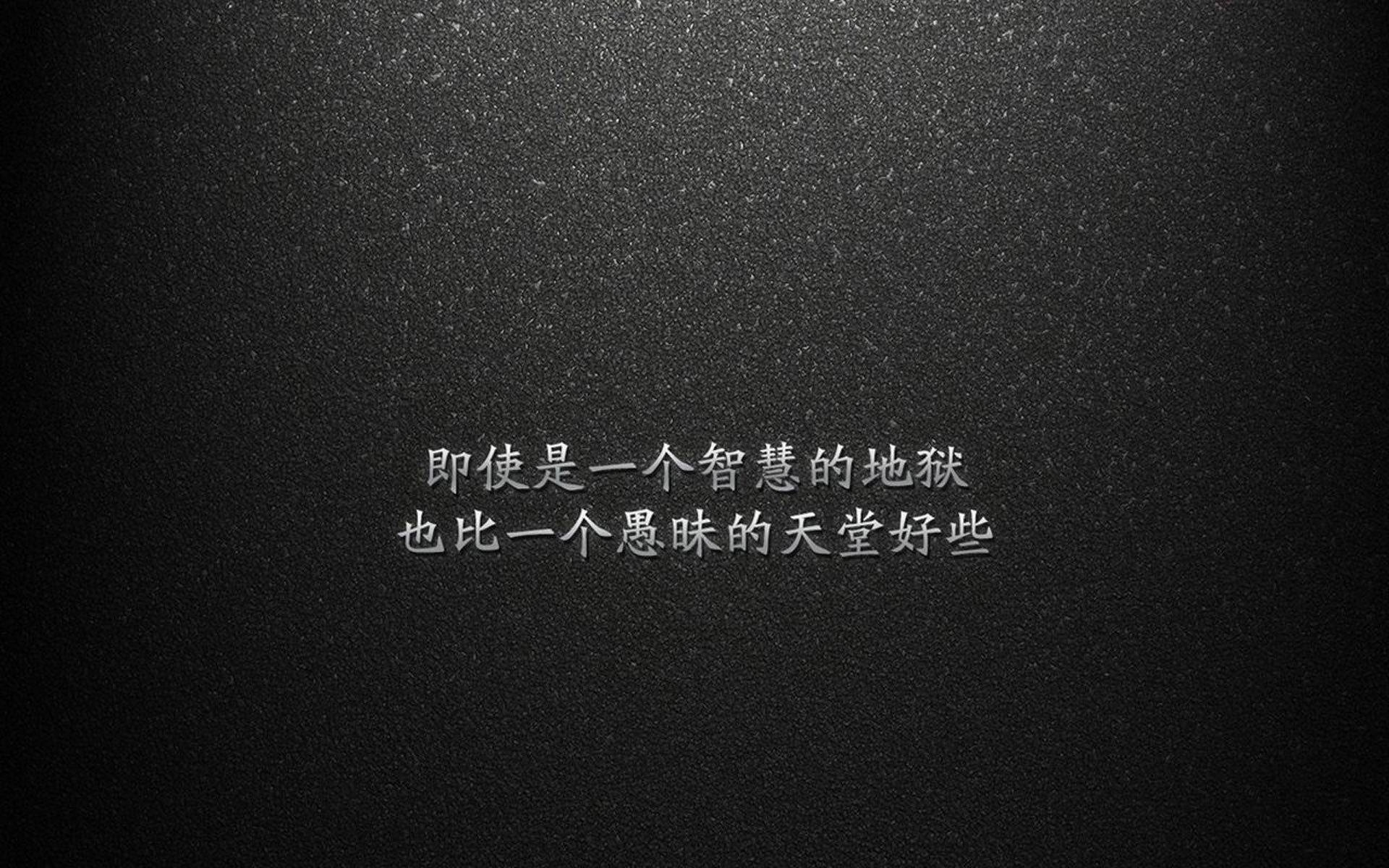 塞内加尔队前锋马丁内斯在巴黎奥运会上表现出色，马丁内斯踢什么位置