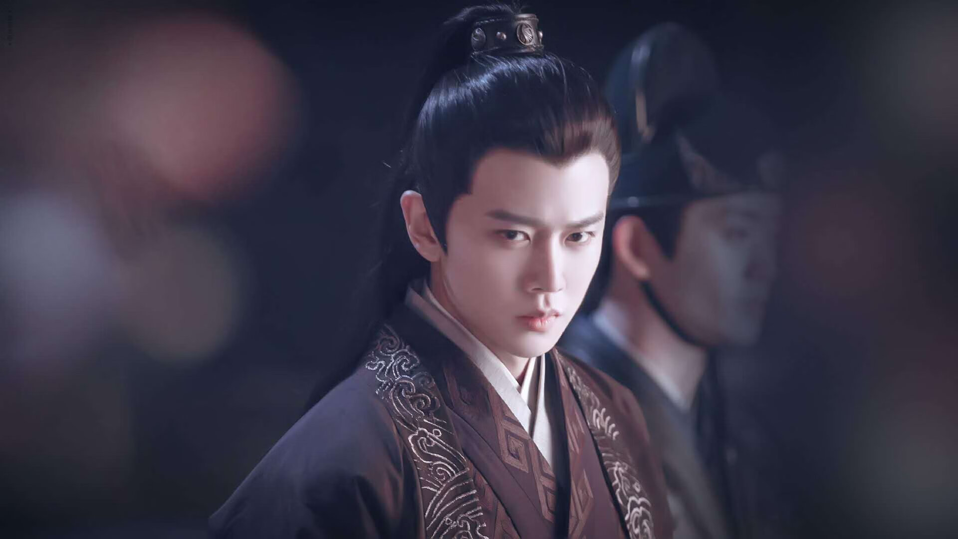 后卫线调整带来明显变化近期失球数大幅减少,后卫的位置和打法