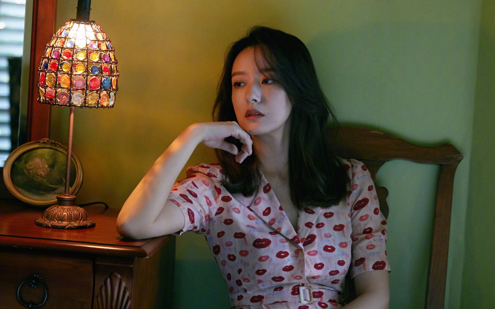 爱游戏中国官方登录入口网站-多场焦点战同时上演形成观赛选择多样化趋势，全场焦点的句子