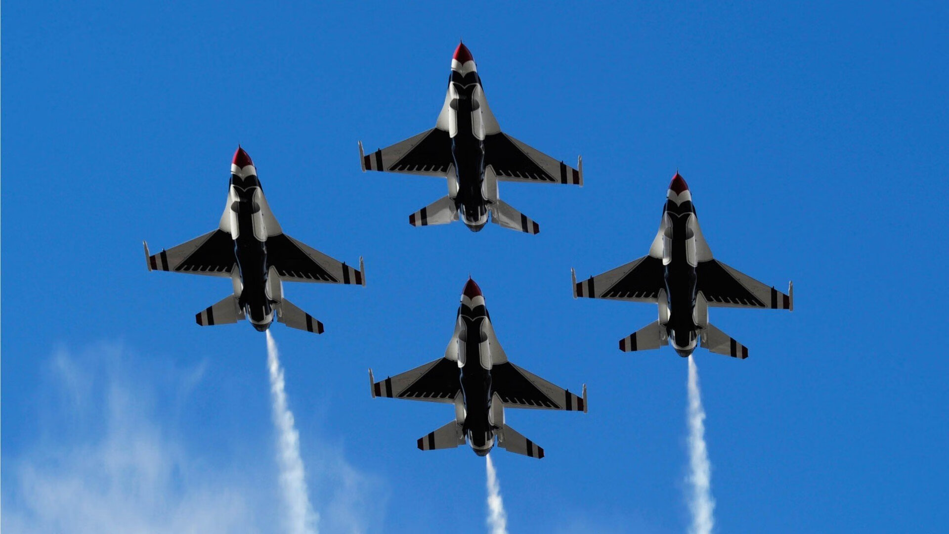 爱游戏app-球队加强反击训练提升速度与精度争取打出更高效率快攻节奏，足球打反击用什么阵型