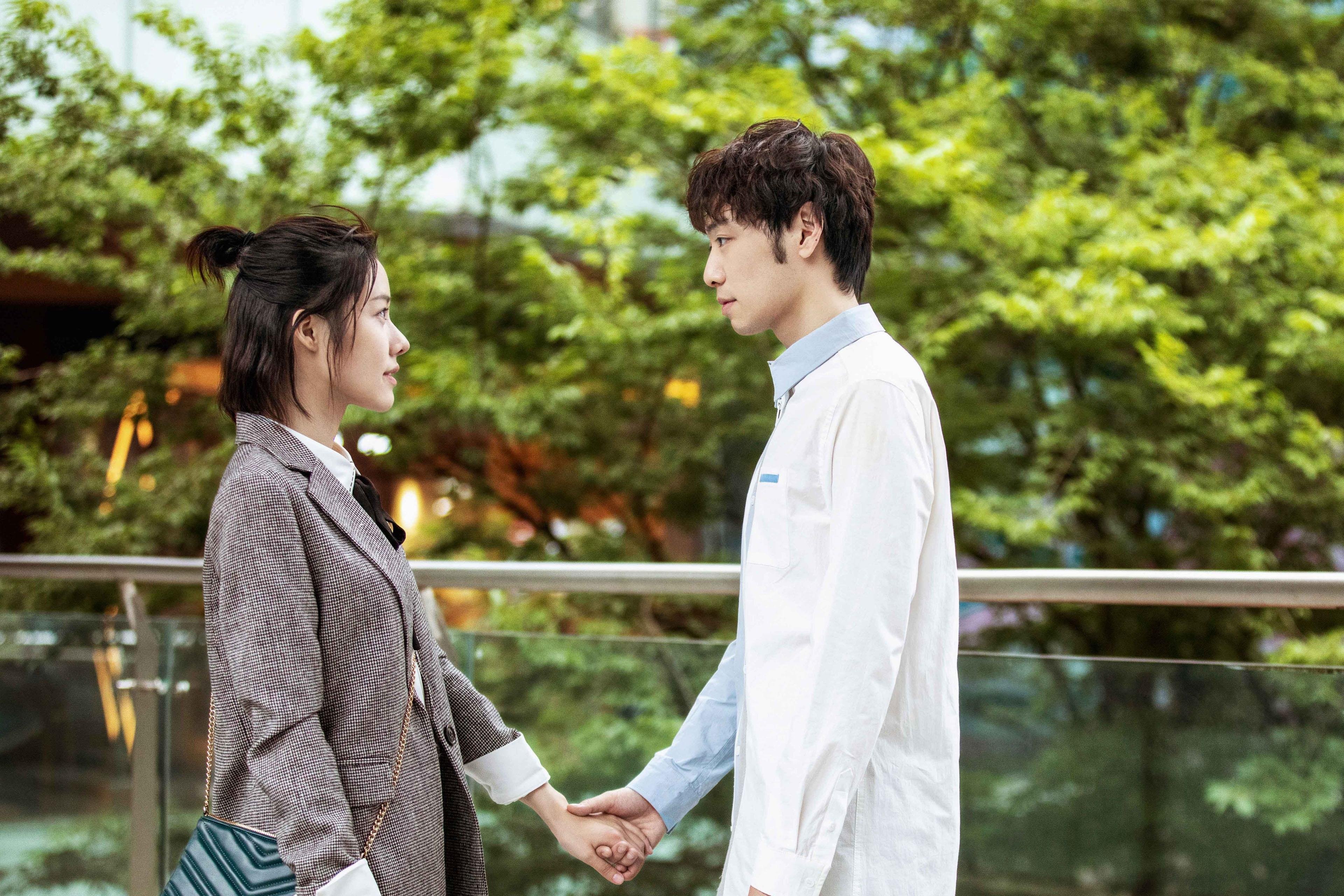 AYX官网-赫梅列夫斯基冲刺阶段表现抢眼,赫梅利诺夫