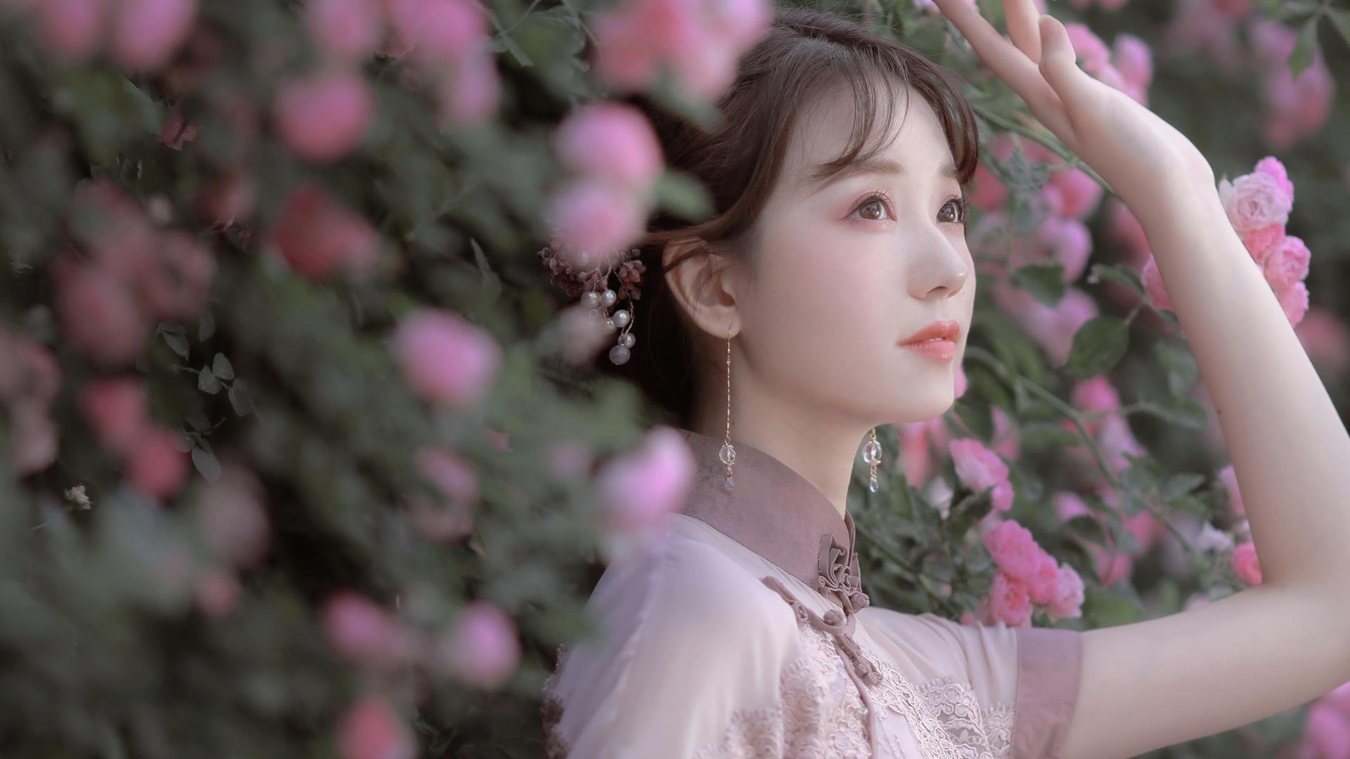 足球比赛现场数字互动体验日益丰富，数字游戏 关于足球